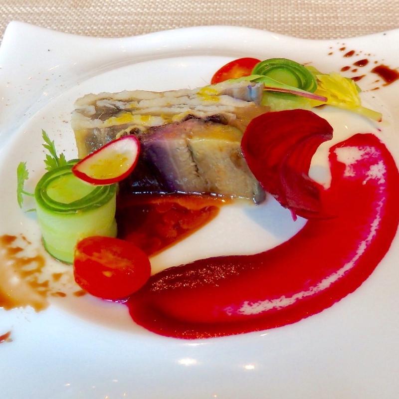 アナゴと茄子のテリーヌ(ＬＥ ＣＯＵＰＬＥ ＤＡＴＥ （ル クプル ダテ）)