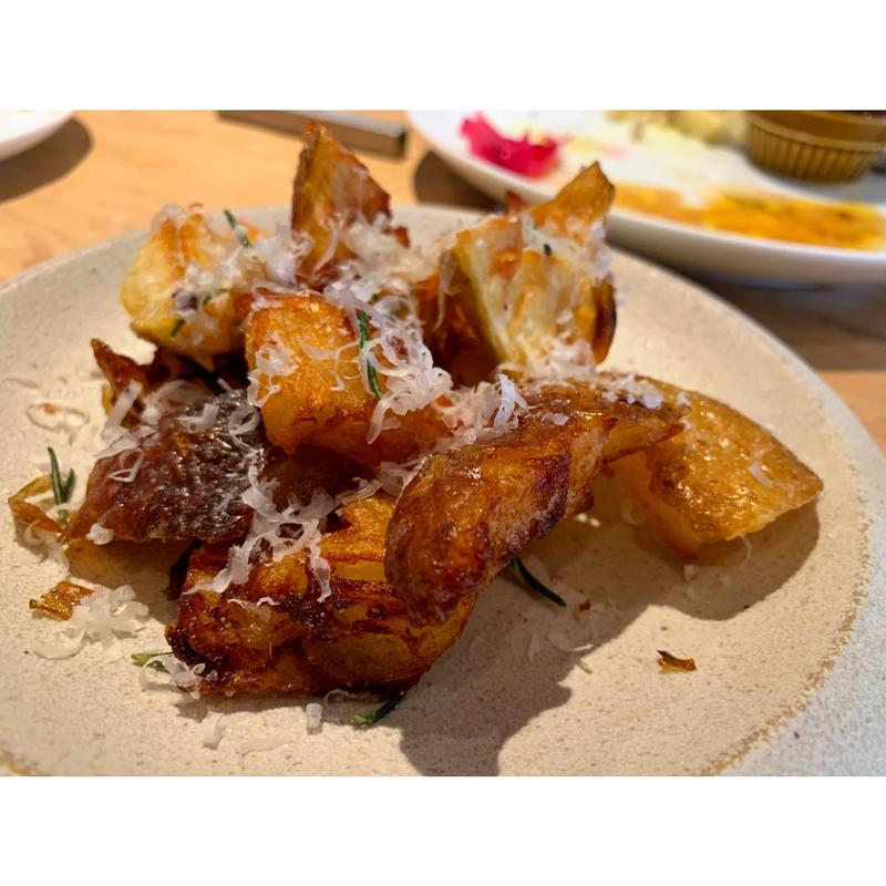 ローズマリー風味のポテトフライ(WINE STAND caprino)