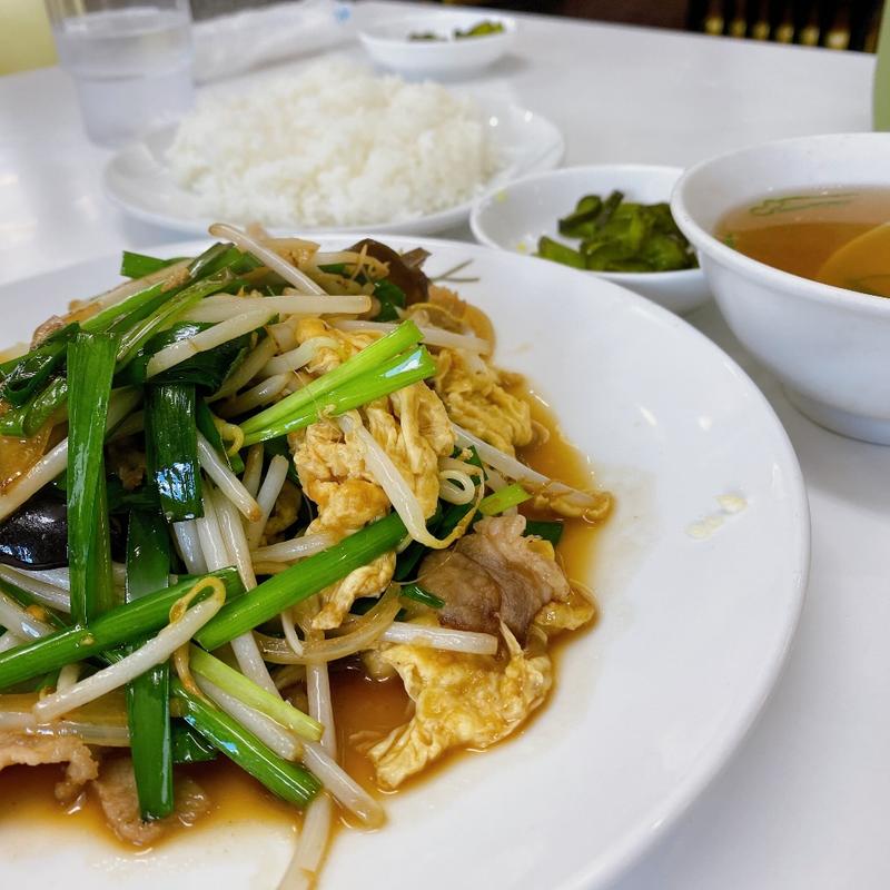 ニラ炒め(中国料理 百華扇)