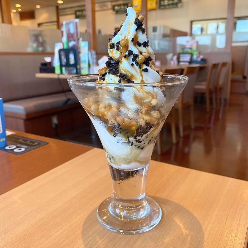 ソフトクリーム食べ放題(和食さと 羽田店)