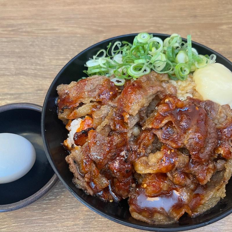 温玉カルビ丼　並(韓丼　亀岡)