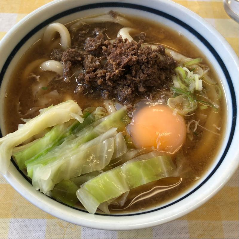 肉うどん　月見追加(みうらうどん)