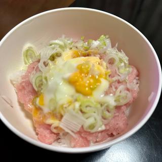 ねぎトロ丼(温泉卵のせ)(トライアル八千代店食料品売り場)