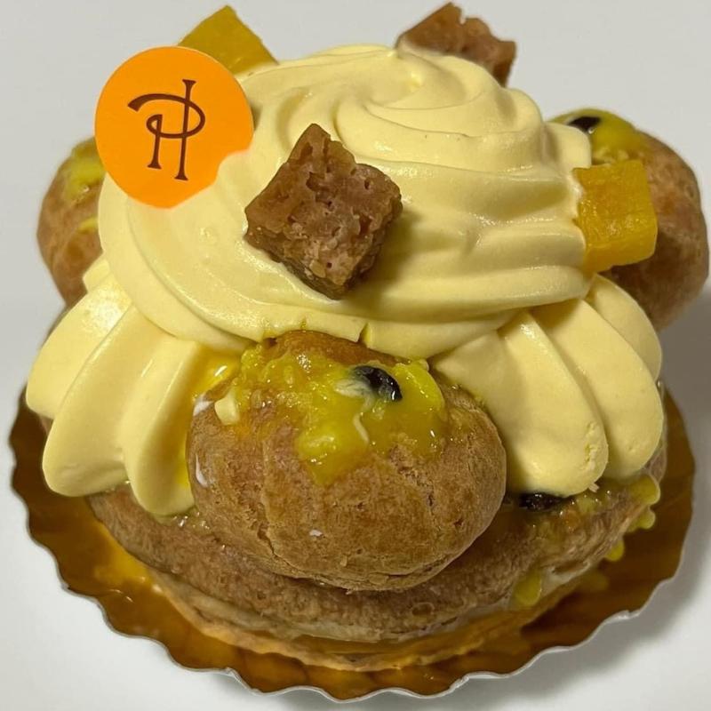 サントノレサティーヌ(ピエールエルメ)