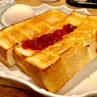 モーニングセット「トースト＋玉子」(喫茶サンチョ)