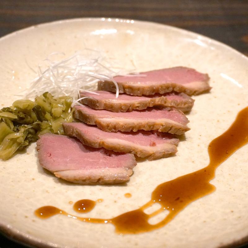 鴨ロースと葉わさび(炭火酒場(うなぎの)なか尾)