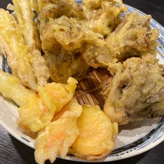 舞茸の天ぷら(日本蕎麦 鴨鉄)