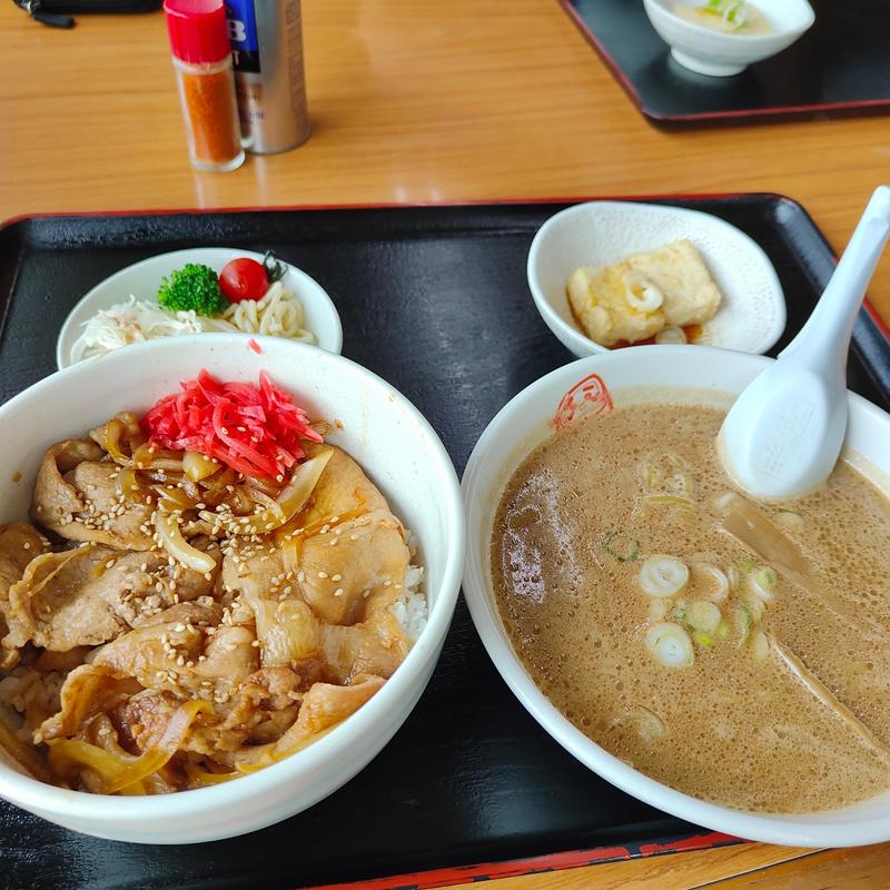 豚丼セット(ラーメンだるまや 三笠店)