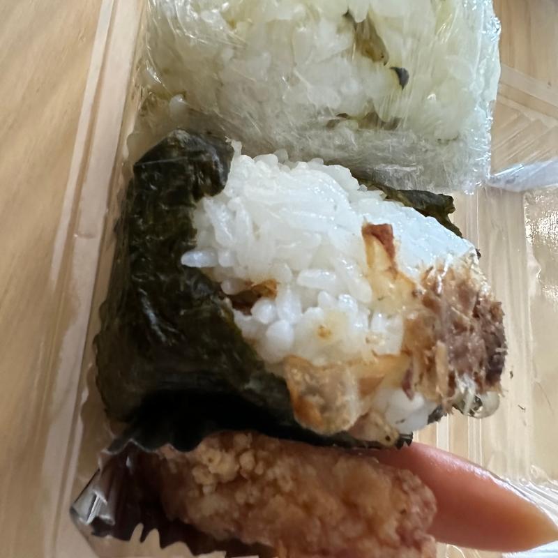 おにぎりパック(おにぎり処 くろさき)