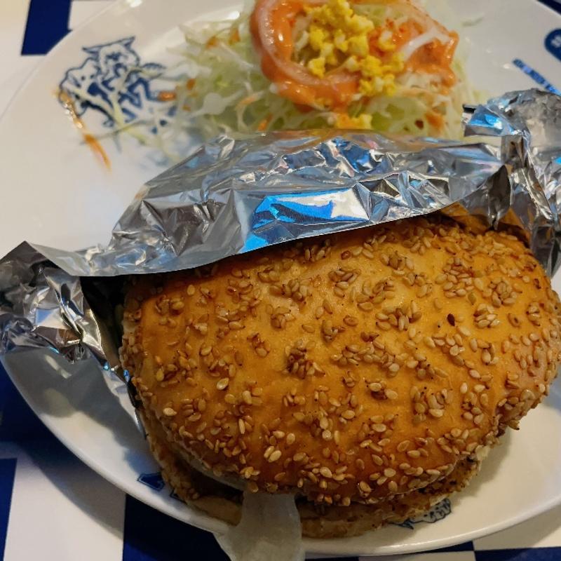 チーズバーガー(U･K WILDCATS CAFE 西宮武庫川店｜UKカフェ)