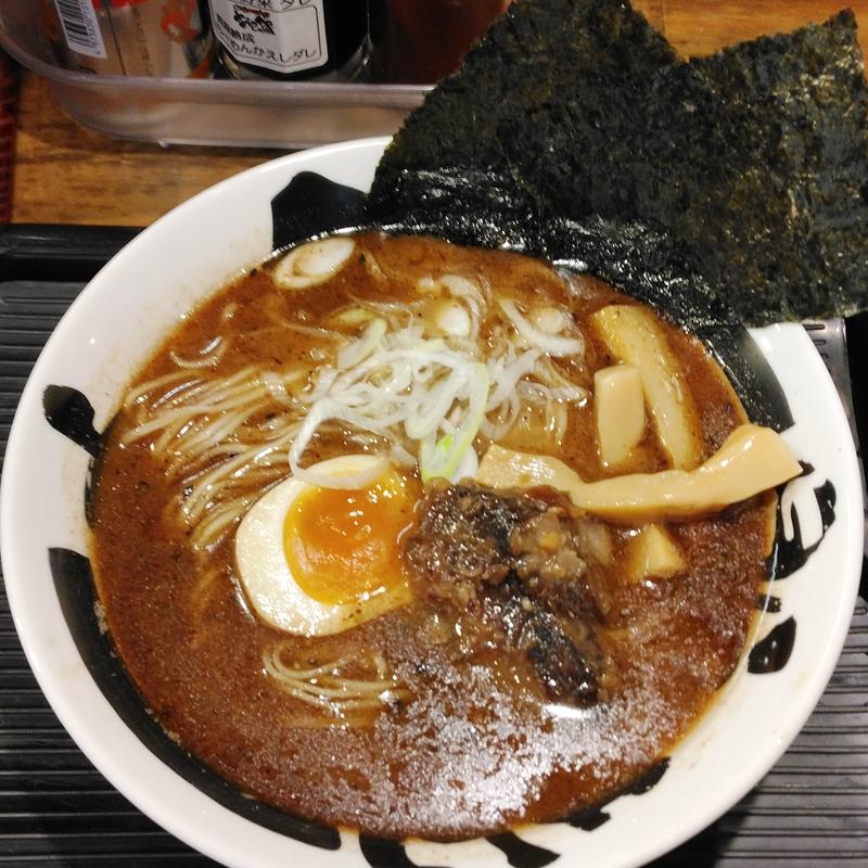 魚介醤油とんこつらーめん(おっぺしゃん イービーンズ店 )