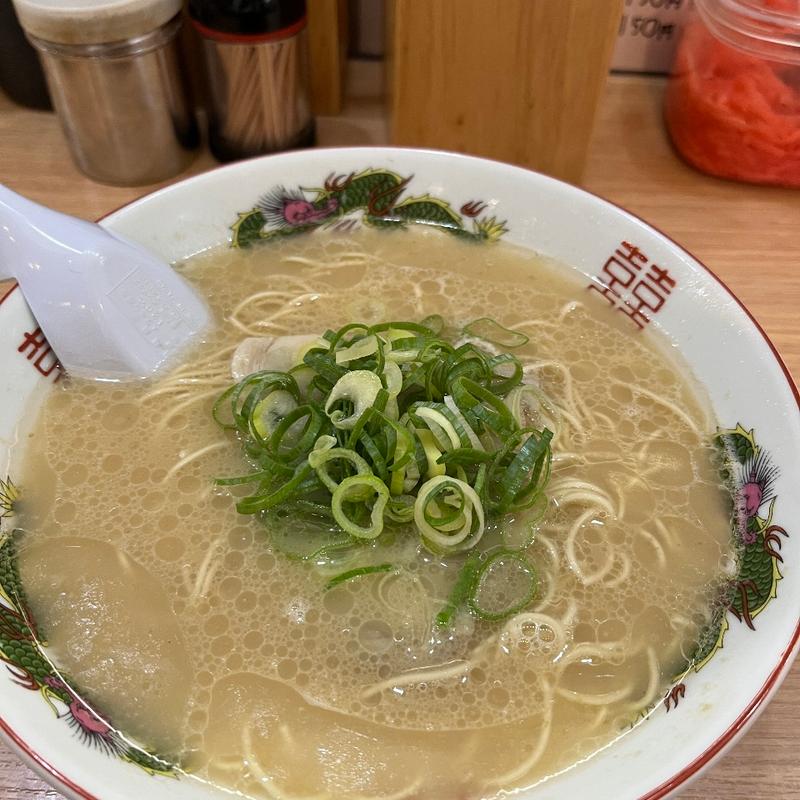 ラーメン(長浜ラーメン 一新)