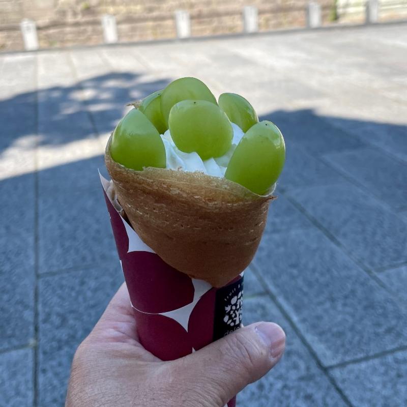 シャインマスカットクレープ(fruit & crepe dolette ドレッタ)