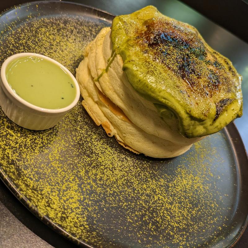抹茶ブリュレパンケーキ(eggg Cafe 小平本店)