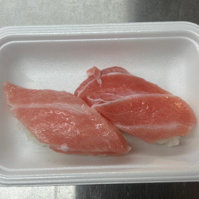 本まぐろ大トロ（二貫）(高知のマグロとカツオ タカシン水産 築地店)