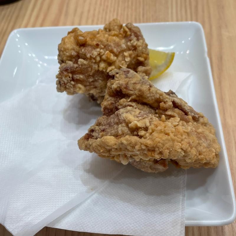 唐揚げ2個(つけ麺専門店 三田製麺所 ダイバーシティ東京プラザ店)