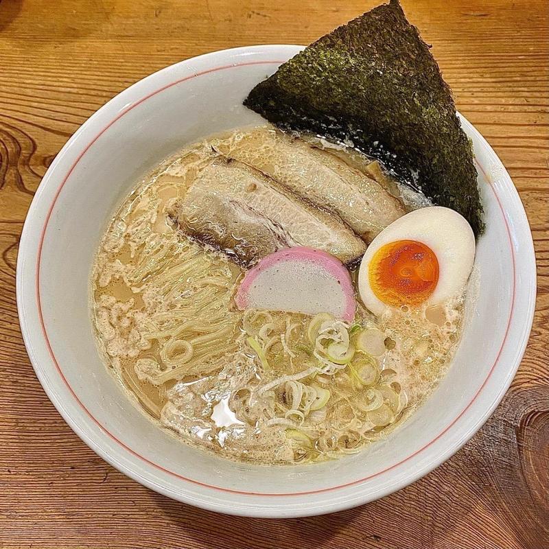 和歌山豚骨醤油中華そば(別邸三く 中華㐂蕎麦 萃)