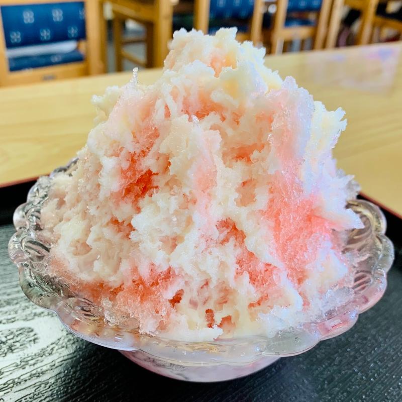 かき氷 さくらんぼみるく(ふもとや本店 )