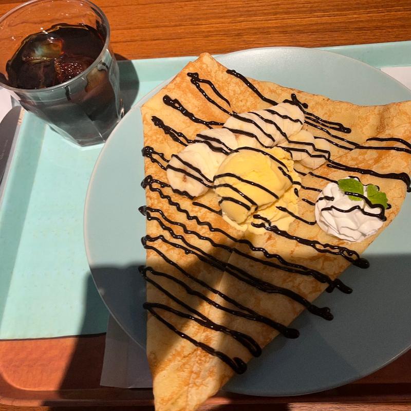 クレープ(バナナチョコレートアイス)(Café Tout Le Monde)