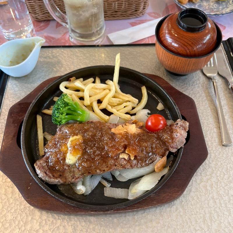 牛サーロインステーキ(おかだいらゴルフリンクス　レストラン )