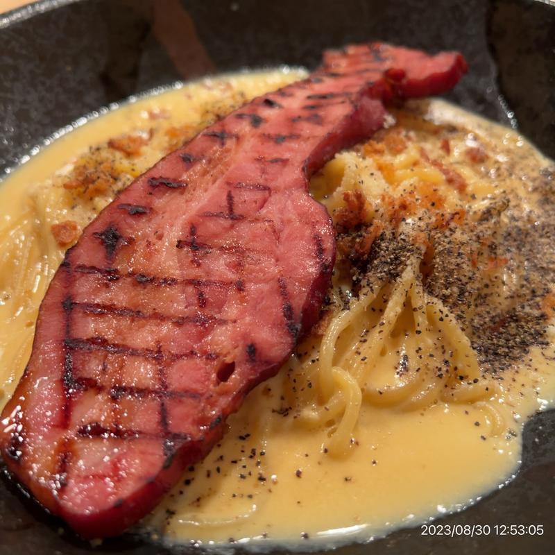 定番の白カルボナーラ並(男のカルボナーラ専門店)