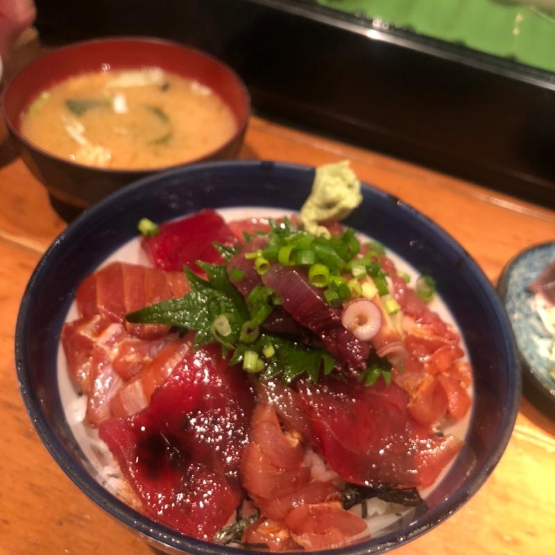 まぐろ漬け丼(まんぷく食堂 )