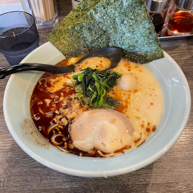 黒豚骨ラーメン(横浜家系ラーメン 喜多見家 郡山店)