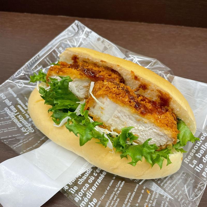 三元豚厚切りロースコッペ(ブーランジェリーボヌール東京ミッドタウン日比谷店)