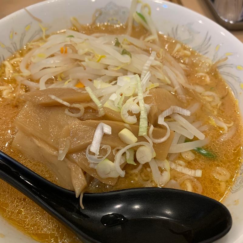 味噌ラーメン(札幌本舗 新宿アイランドタワー店)