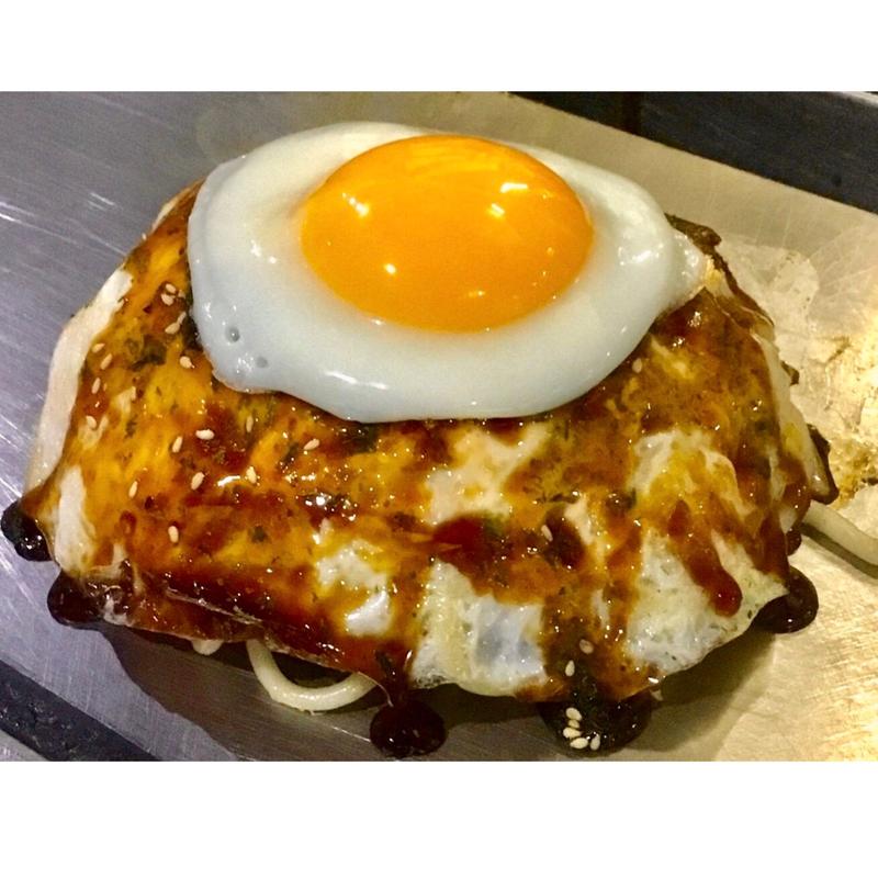 肉玉焼き(うどん)(電光石火 駅前ひろば店)