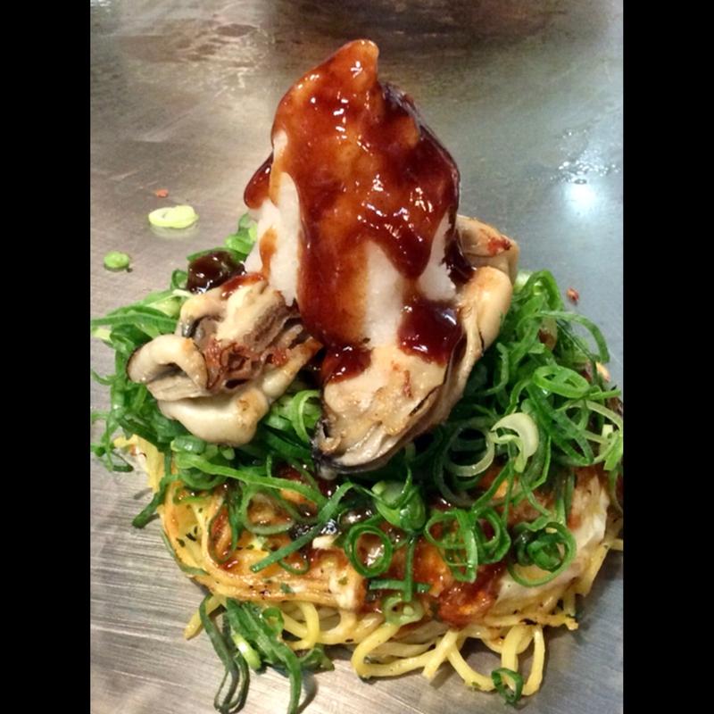 やりすぎネギ(麺半玉)＋牡蠣トッピング(そぞ （sozo）)