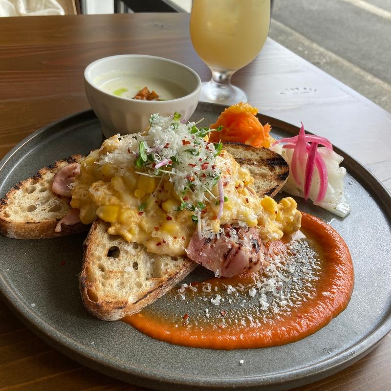 本日のスープと前菜2種がついたワンプレート（オープンサンド）(Sunnyday coffee and breakfast)