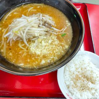 味噌ラーメン(くるまやラーメン 新潟五泉店 )