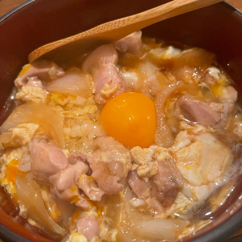 100日鶏親子丼(やきとり暫 )