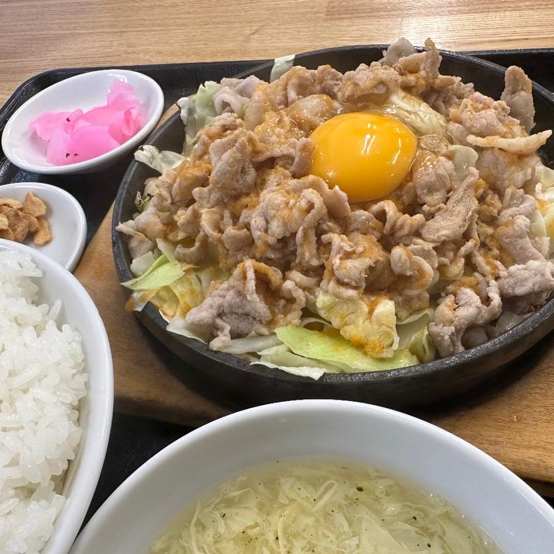 ポーク鉄板焼きライス(大盛軒)