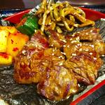 ハラミ弁当(ホルモン係長 京橋 )