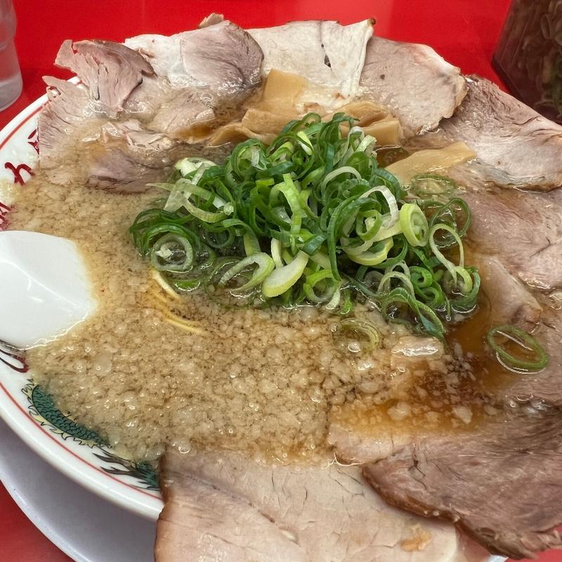 特製醤油肉入りラーメン(京都北白川ラーメン魁力屋 宮前店)