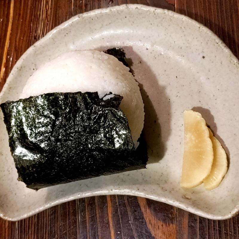 鮭おにぎり(南部百姓家上野店)