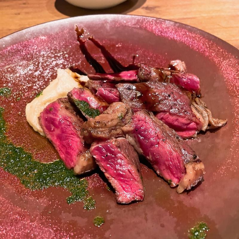 アメリカ産プライムビーフの炭火焼き(PISOLA 茨木真砂店)