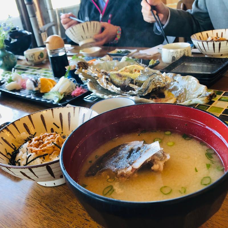 あら汁　(ドライブイン潮騒 )