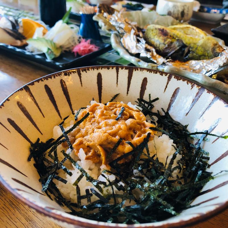 雲丹丼ハーフ(ドライブイン潮騒 )