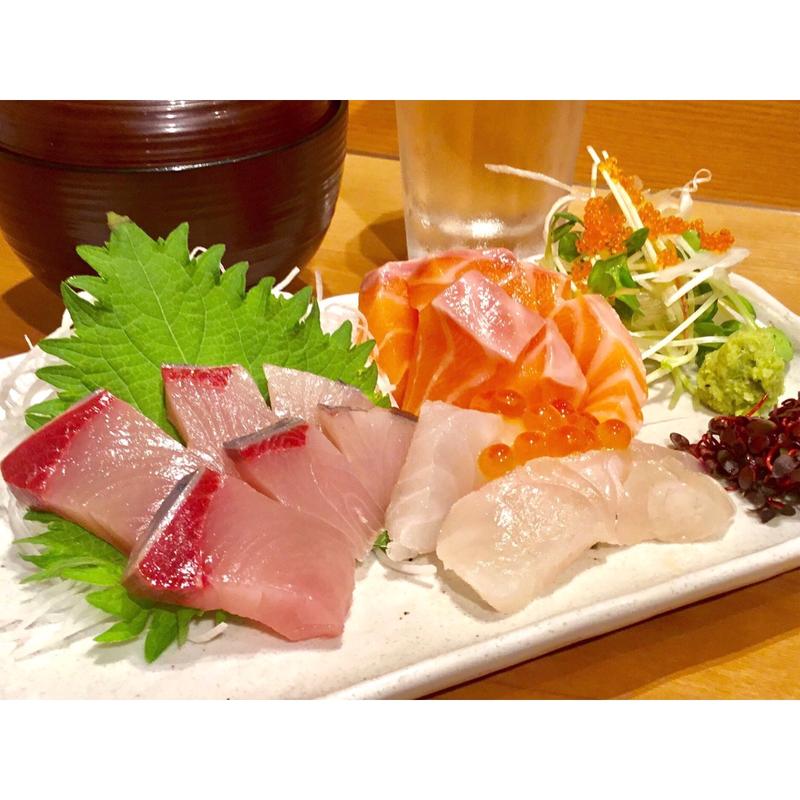 お造り3種(大阪梅田花火寿司)