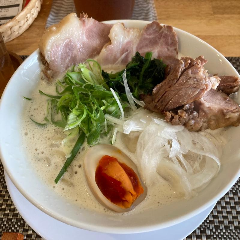 元祖　鶏豚系ラーメン　醤油(麺や　壱)