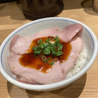 しっとりお肉ご飯(松戸富田麺業)
