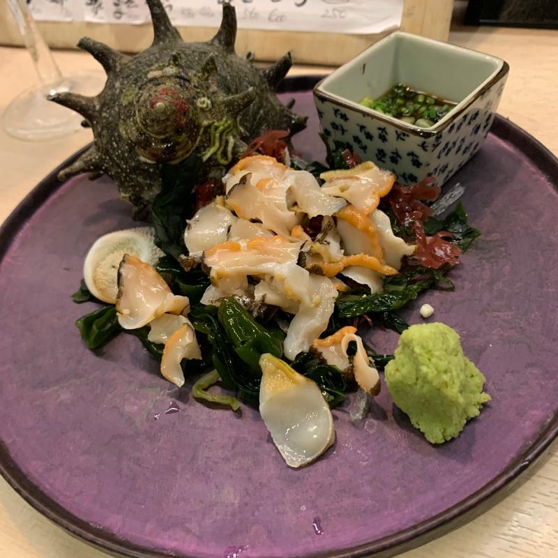 サザエ刺身(焼鳥 焼牛 健)