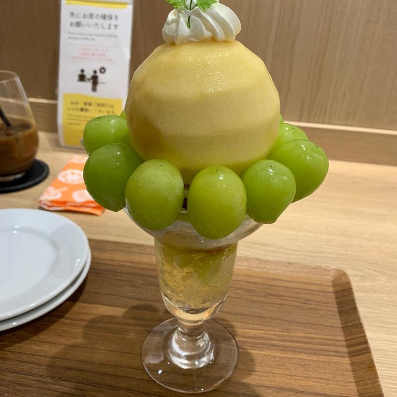 ももぶどう畑(果菓 伊藤軒 京都タワーサンド店)