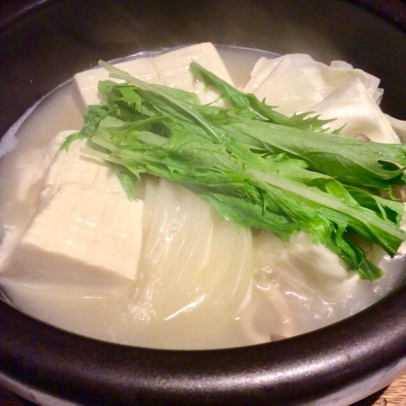 白湯湯豆腐(とも吉 野田鮮魚店 )