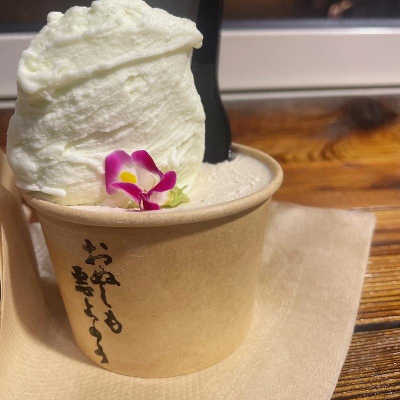 カップのダブルでメロン、いちじく(ハナタバ)