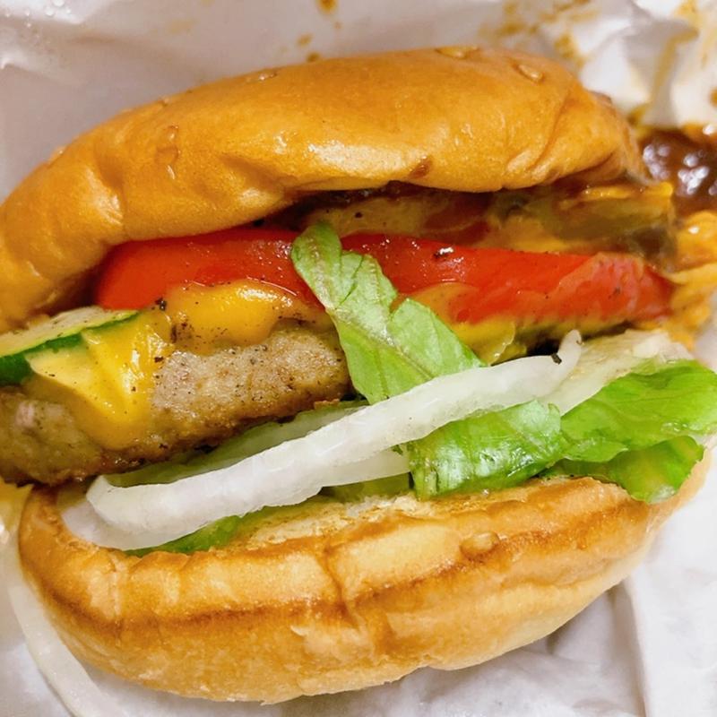 夏野菜グリルのクラシックチーズバーガー(フレッシュネスバーガーGRANODE広島店)