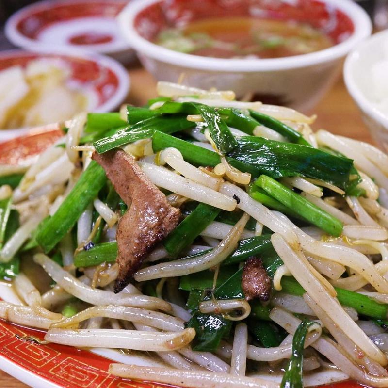 レバーニラ炒めライス(栄龍)